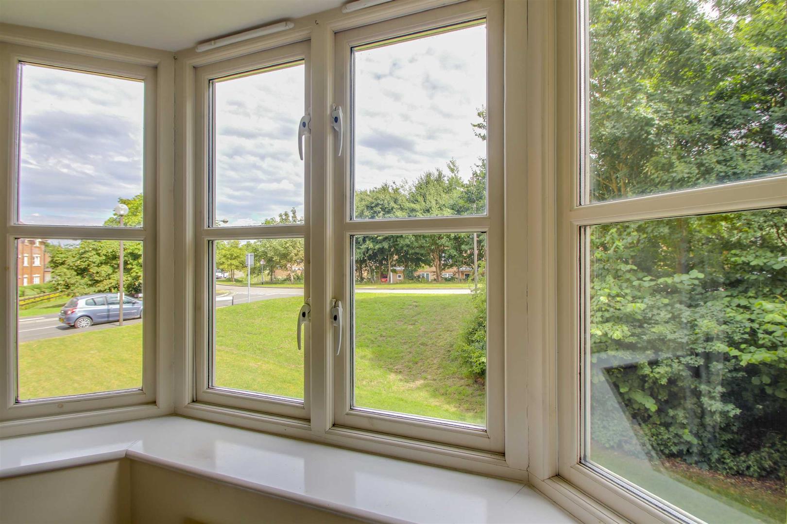 Woodall Close, Middleton, Milton Keynes
